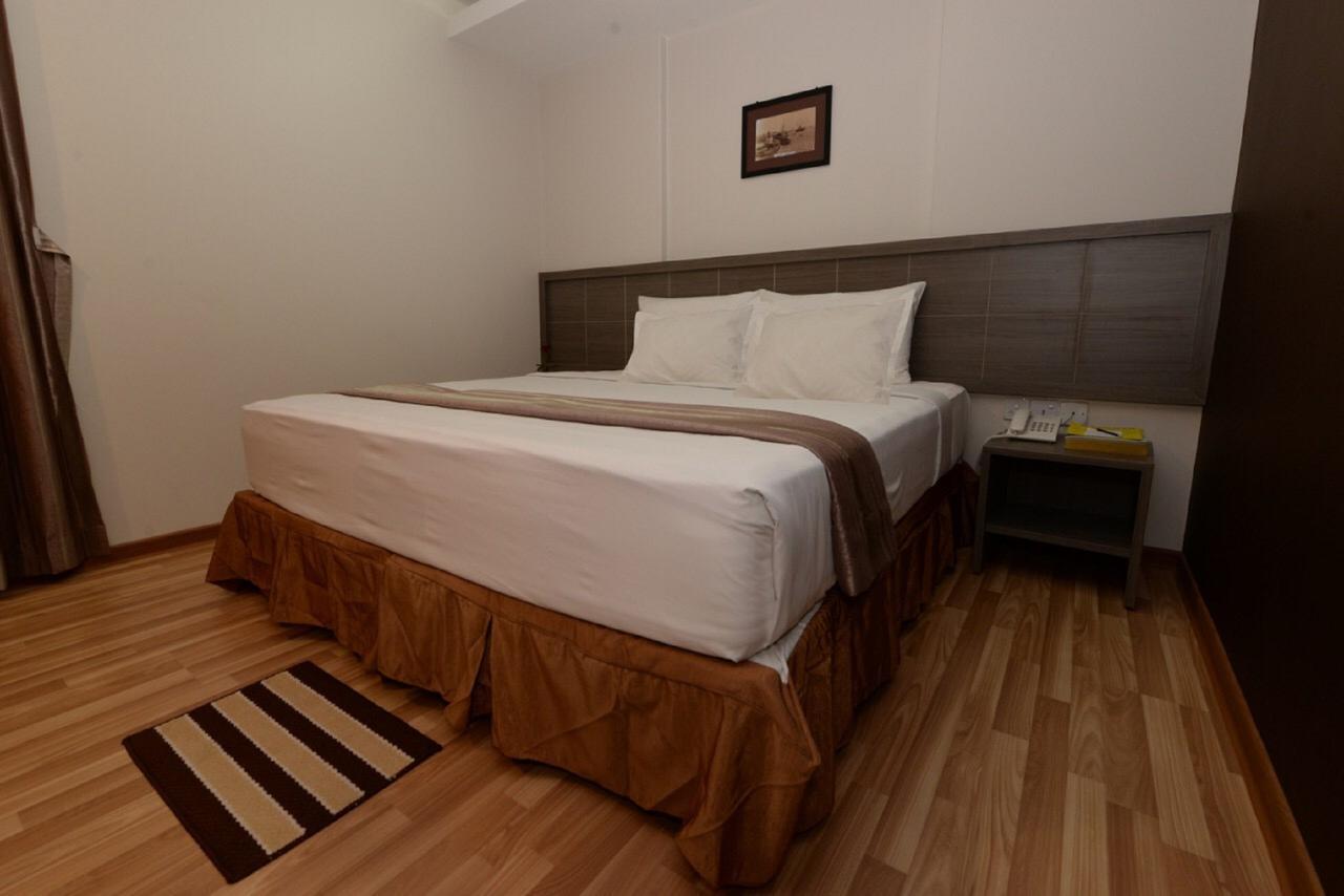 Min Nandar Garden Hotel Thanlyin Exterior photo