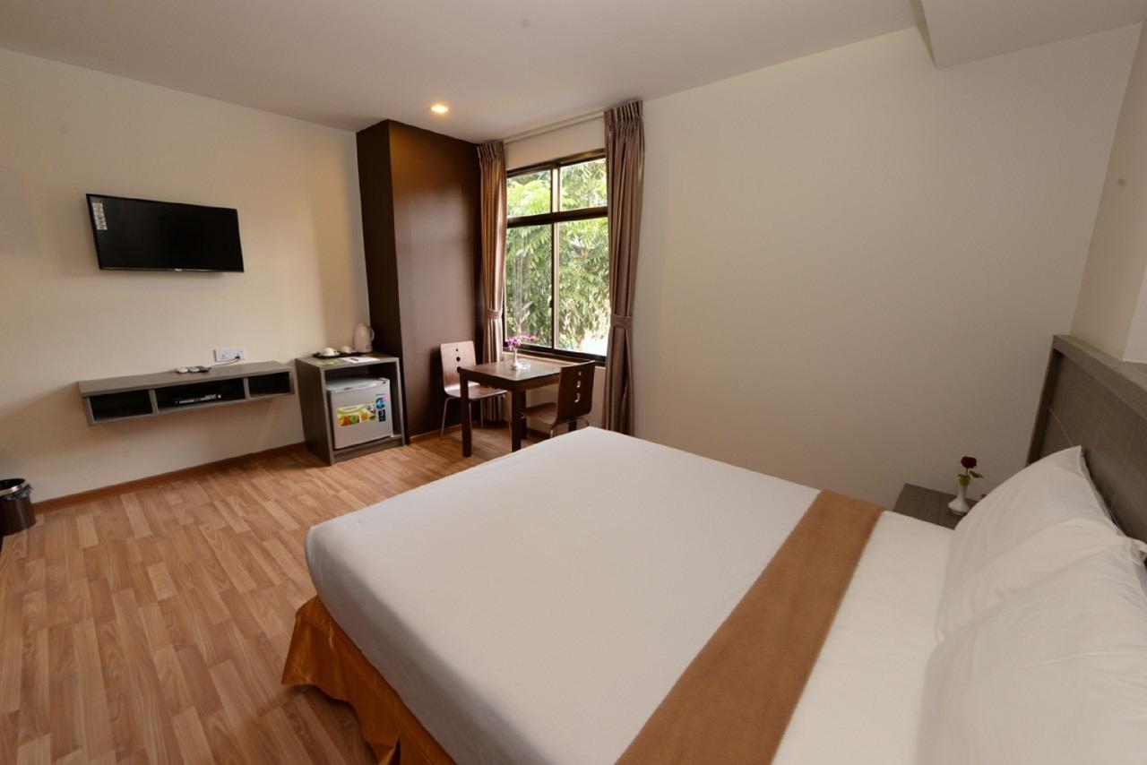 Min Nandar Garden Hotel Thanlyin Exterior photo